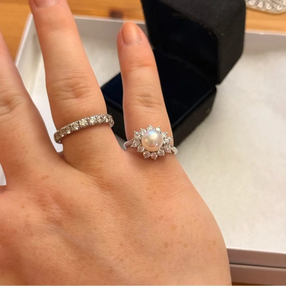 Tiffany & Co. platinum pearl